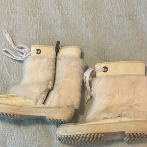 Tod's Off-White Fur Winter Boots